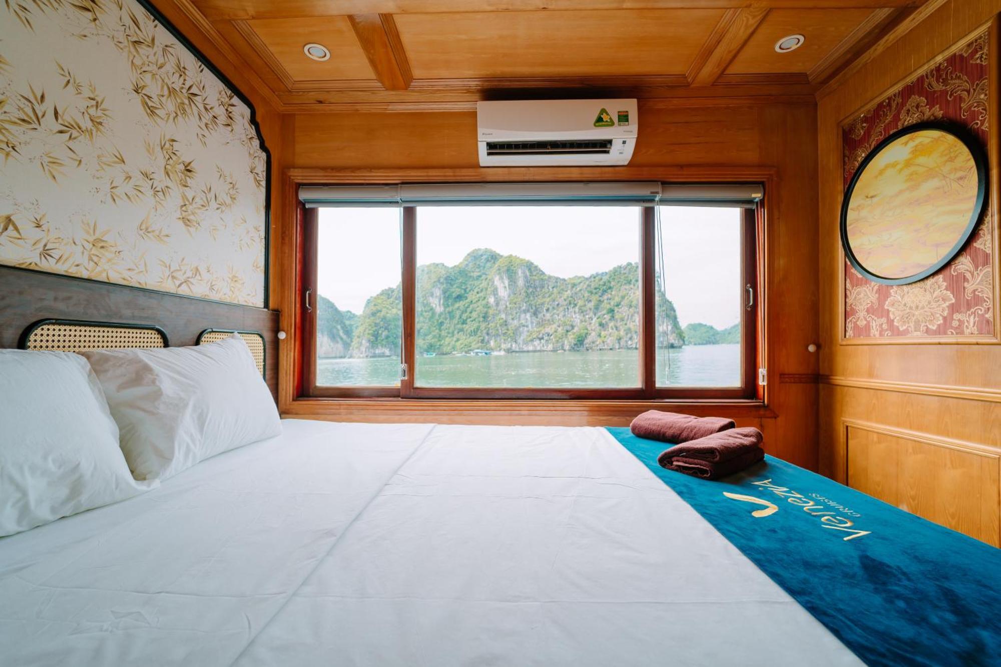 ホテル Venezia Cruises ハロン エクステリア 写真