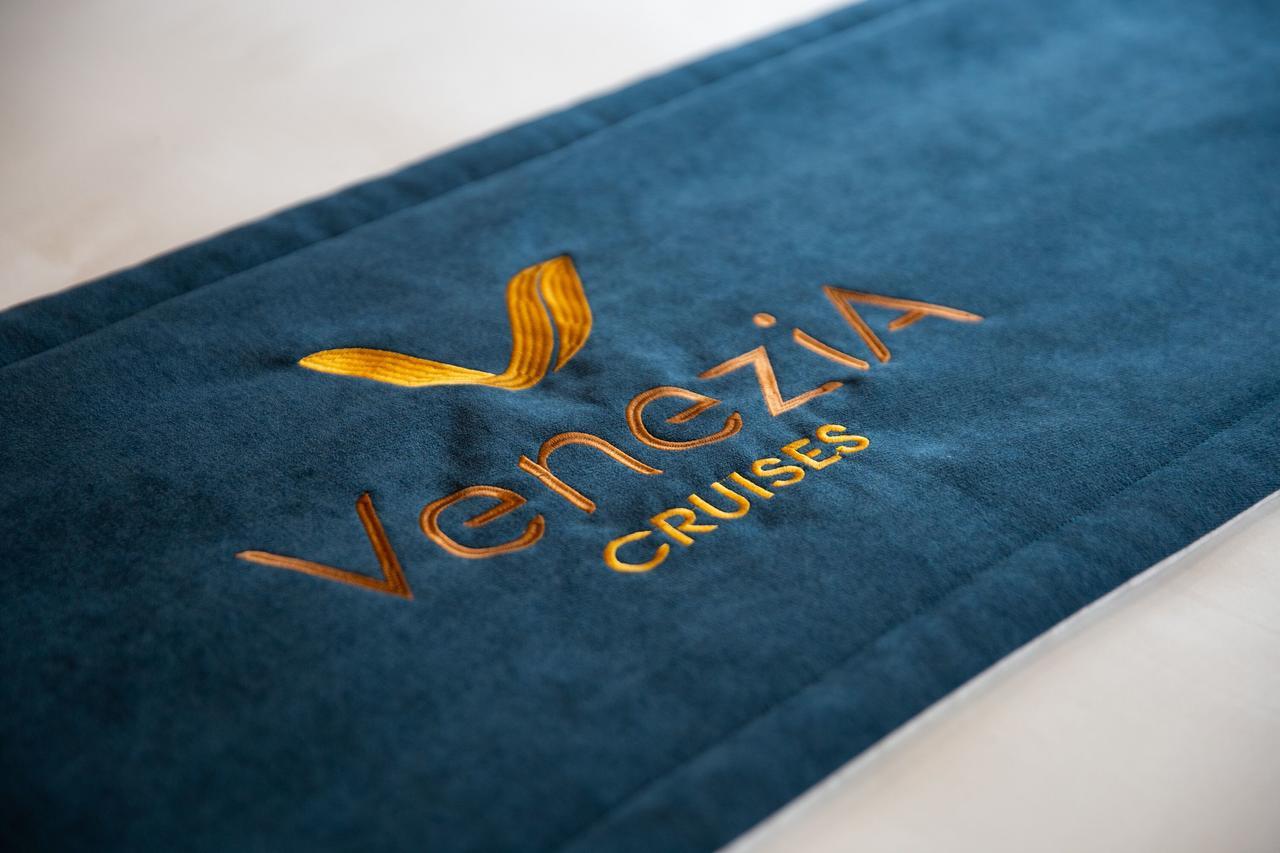 ホテル Venezia Cruises ハロン エクステリア 写真